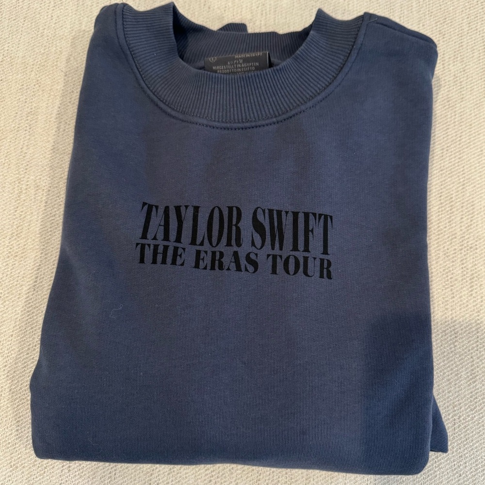 NWT, from Van N1  Swift Eras Tour 12/06.  Authentic Blue.  Brand New-never worn.